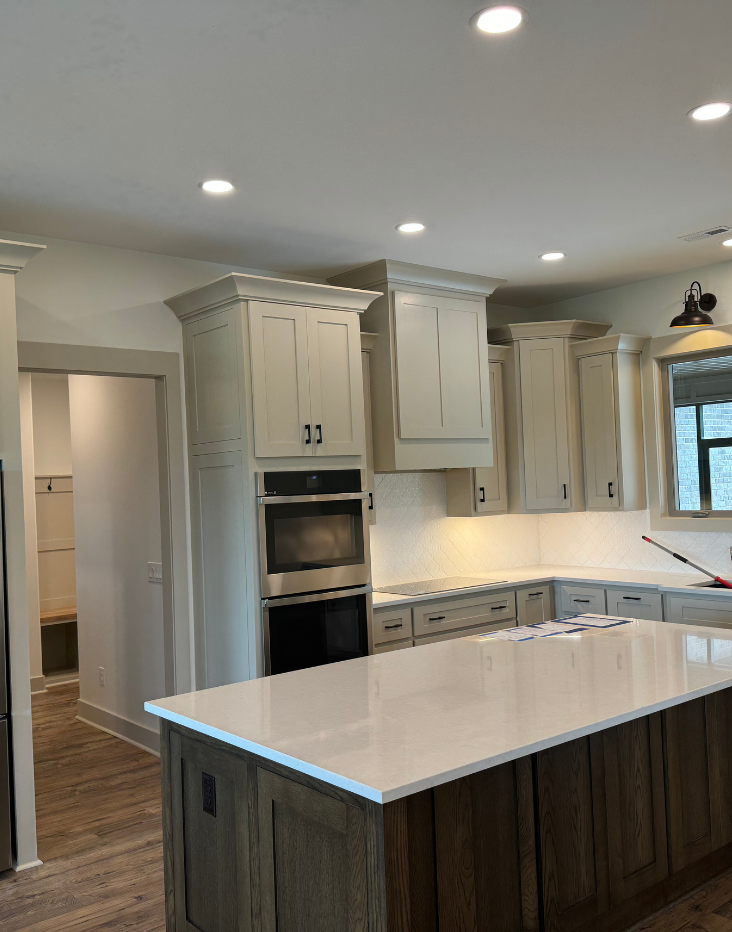 Custom Kitchenbathroom Cabinets And Hood Huntsville Madison Decatur And Athens Alabama