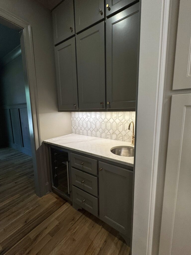 Neutral Never Looked So Good Kitchen Cabinets Bathroom Vanities Storage And Pantry Project 15